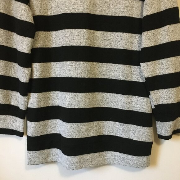 Punky Grey Black Tire Chevron Stripe Sweater - Picture 8 of 16